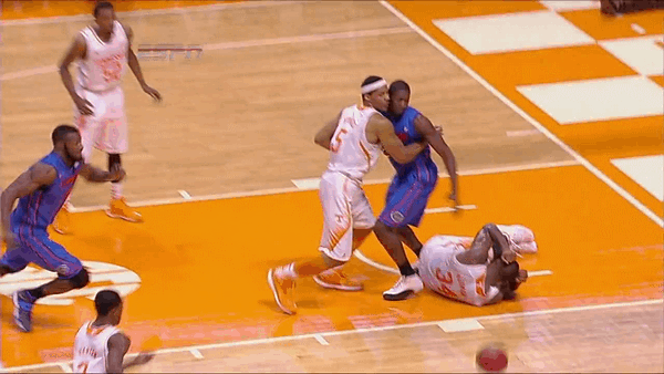 Patric_Young_Rebound_3_6.gif