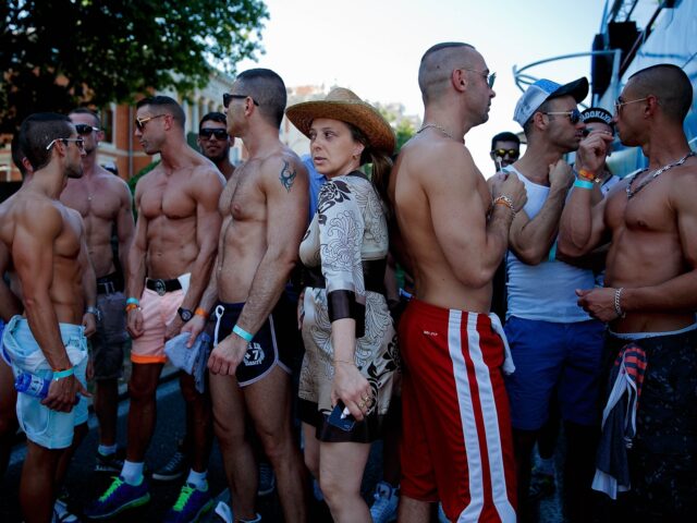 men-parade-640x480.jpg