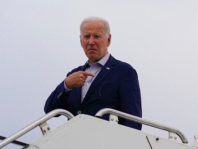 Biden-on-Air-Force-One-640x480.jpg