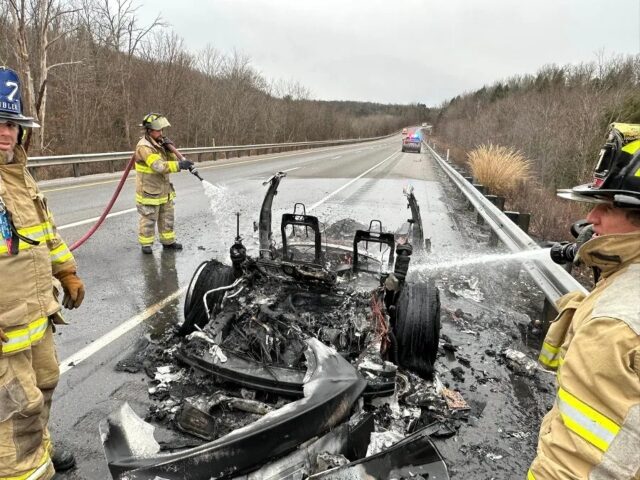 Pennsylvania-Tesla-fire-640x480.jpg