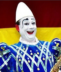 clown-greek-whiteface-clown-rudy-llatge.jpg