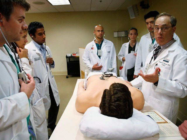 Medical-school-instruction-640x480.jpg