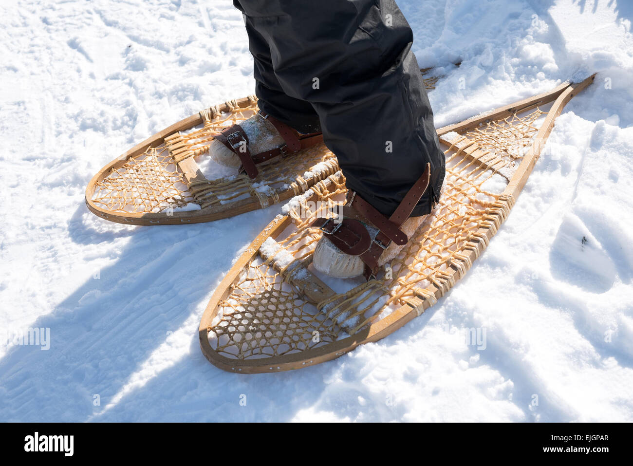 traditional-native-snowshoes-quebec-canada-EJGPAR.jpg