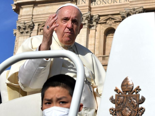 pope-francis-warns-on-climate-640x480.jpg